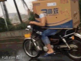GIF动态图：DIY摩托车改造